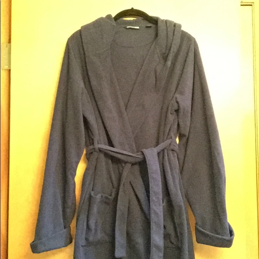 Lands End Boys Navy Hooded Robe w/pockets size 20